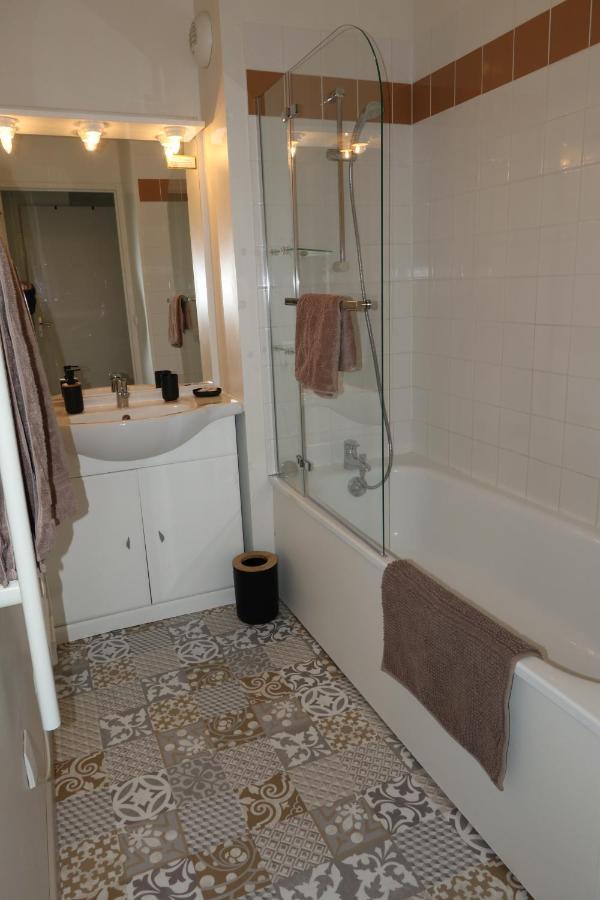 2 Pieces Proche D Honfleur, Piscine En Saison, Parking Gratuit, Wifi Apartment *